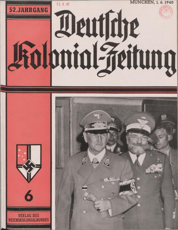 Ein Buchumschlag mit Adolf Hitler umgeben von Leuten in Mützen, betitelt "Deutsches Kolonial-Feitung" und datiert 11/1940.