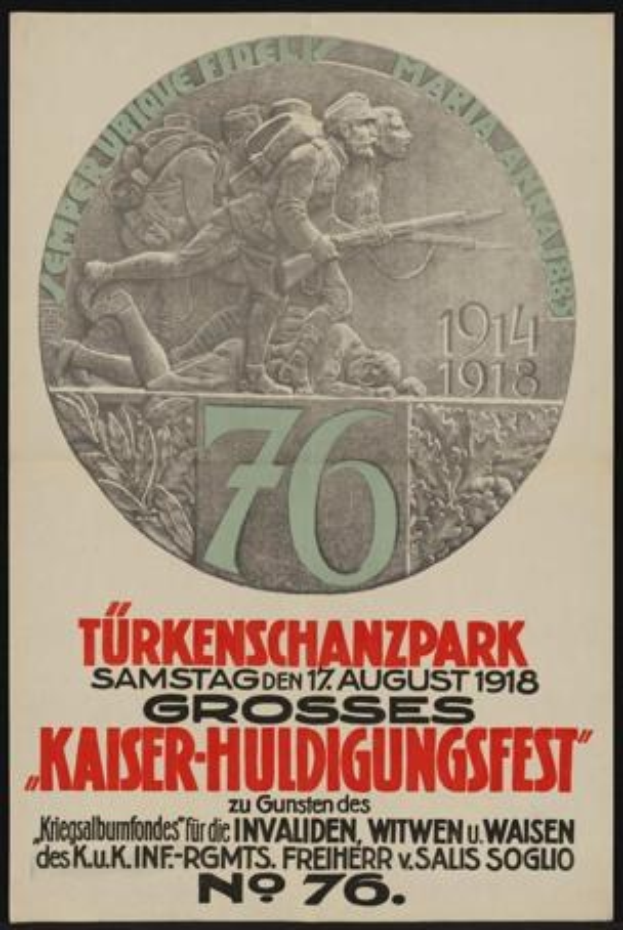 Plakat zum 70. Jahrestag des Kaiser-Huldigungsfestes in Berlin, Deutschland, das eine Gruppe von Menschen in der Mitte zeigt, die von Text und Zahlen umgeben ist und in einem klassischen Photo-Frame eingefasst ist.